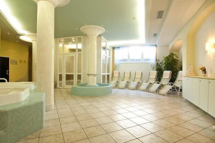 Spa Photos