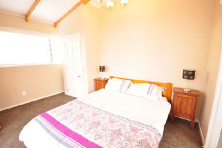 Room 33 of 222