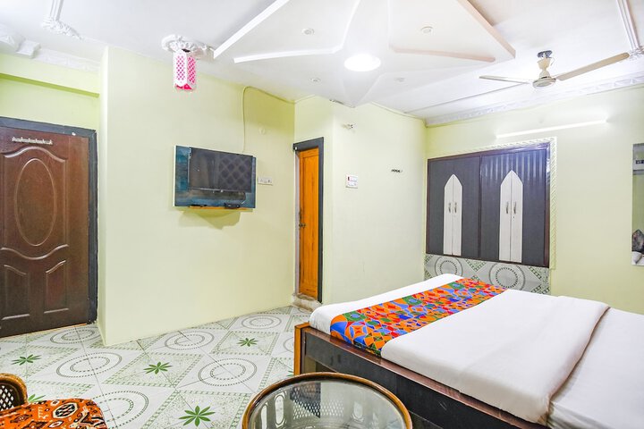 Room 12 of 29