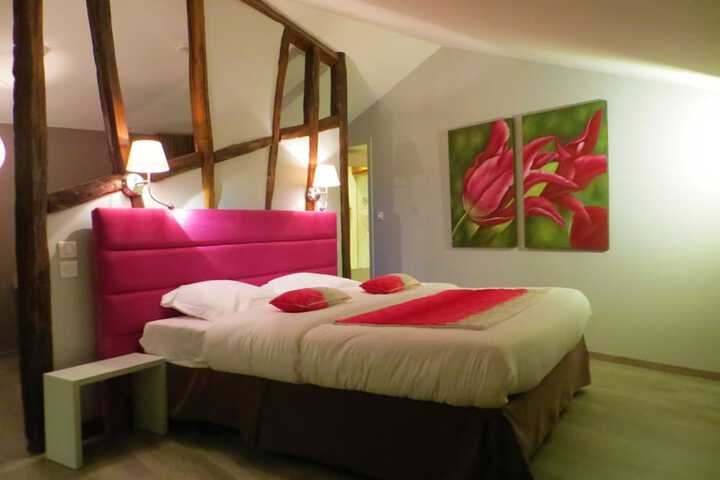 Room 6 of 47
