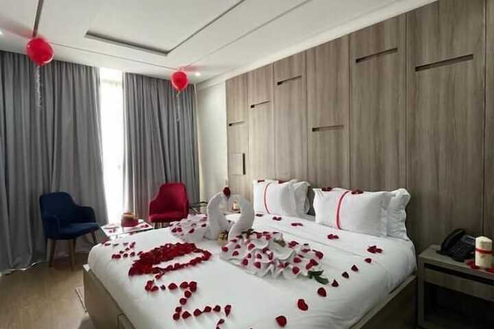 Room 25 of 51