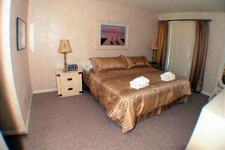 Room 20 of 138