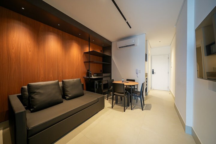 Room 18 of 72