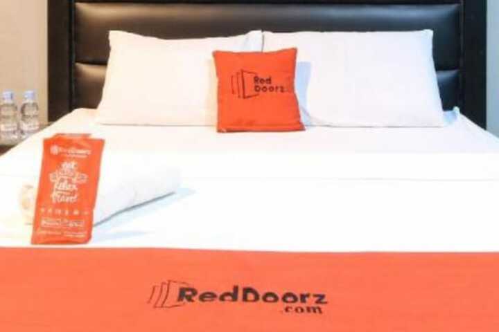 RedDoorz at P Florentino Street Sampaloc Manila