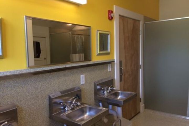 Room 18 of 48