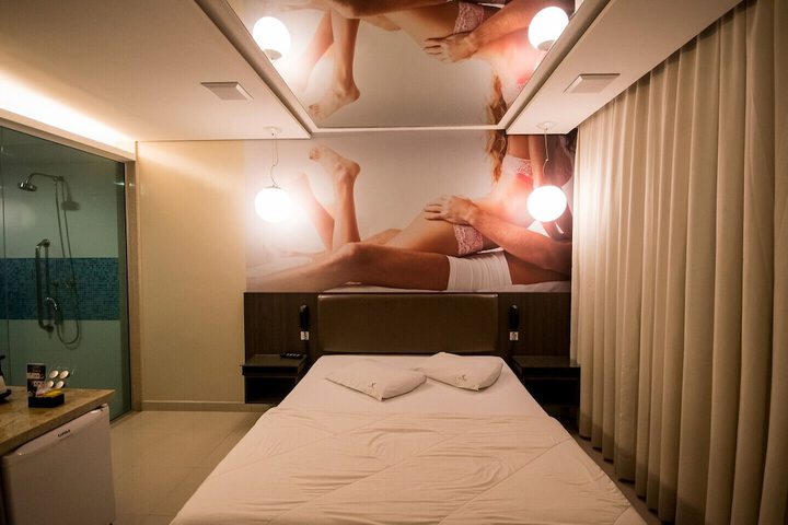 Room 20 of 42