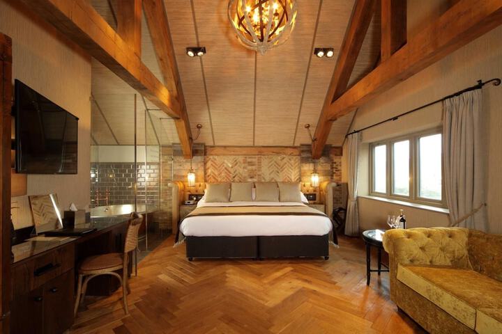 Room 14 of 41