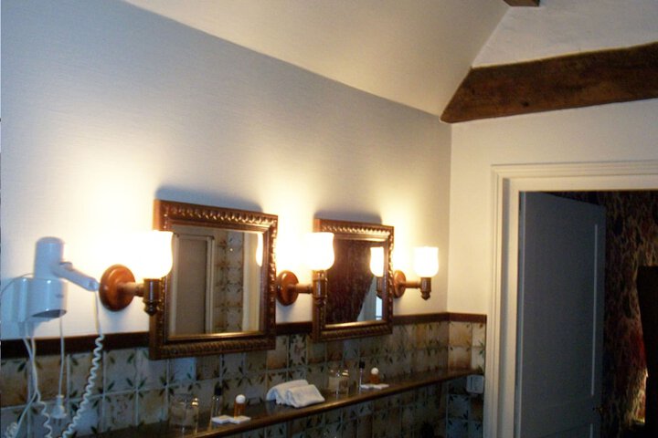 Room 30 of 56