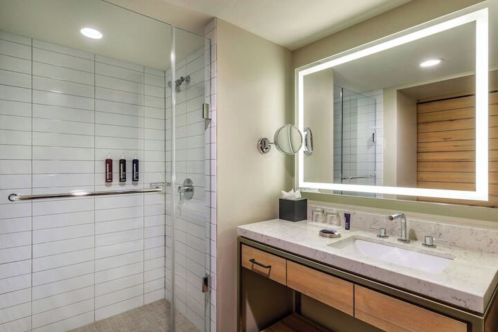 Clean Restrooms