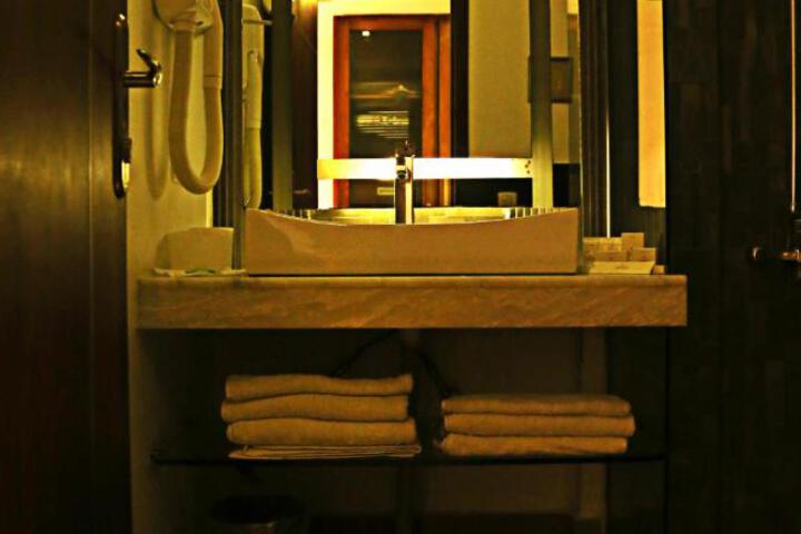 Photo 28