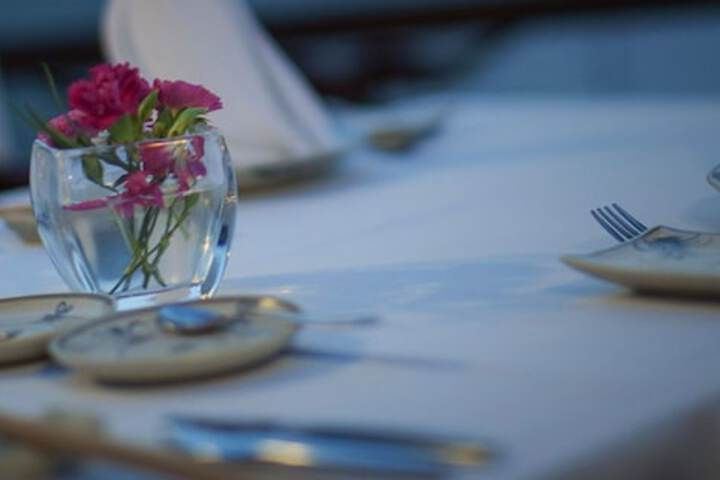 Dining 5 of 10