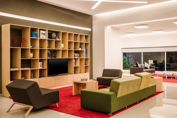 Guest Lobby