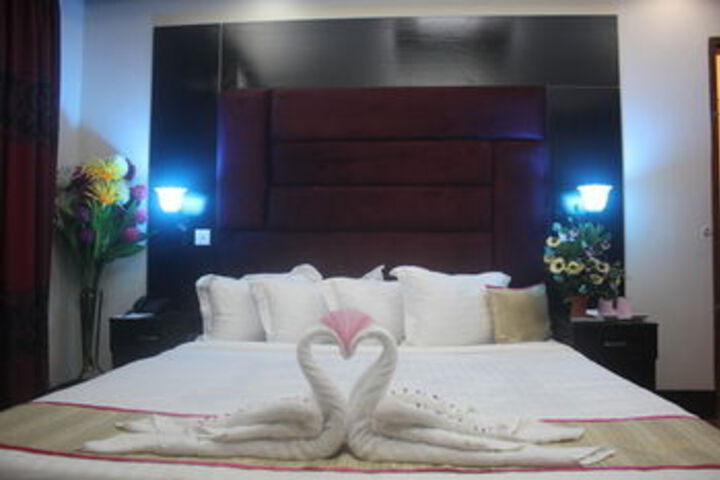 Room 32 of 57