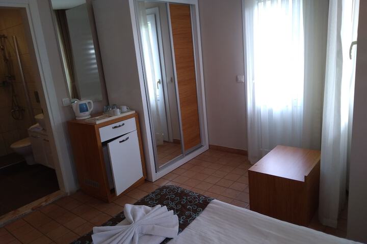 Room 41 of 123