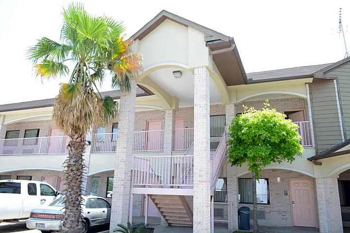 Texan Inn &  Suites in Houston, TX