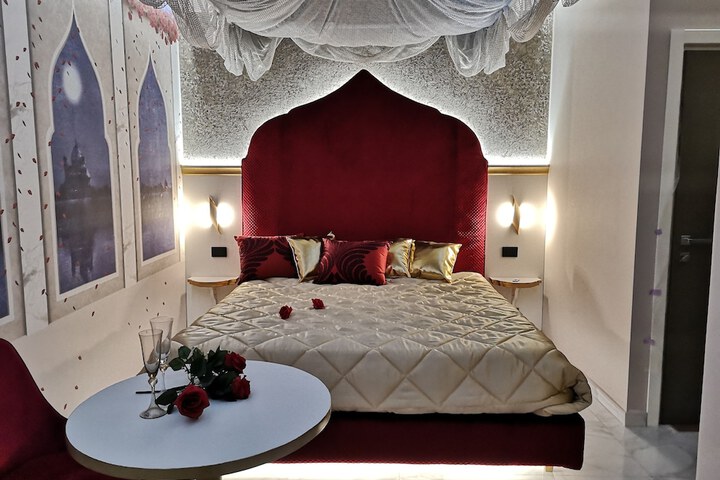Room 4 of 56