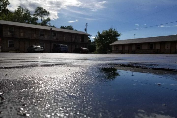 Image of PARKVIEW MOTEL