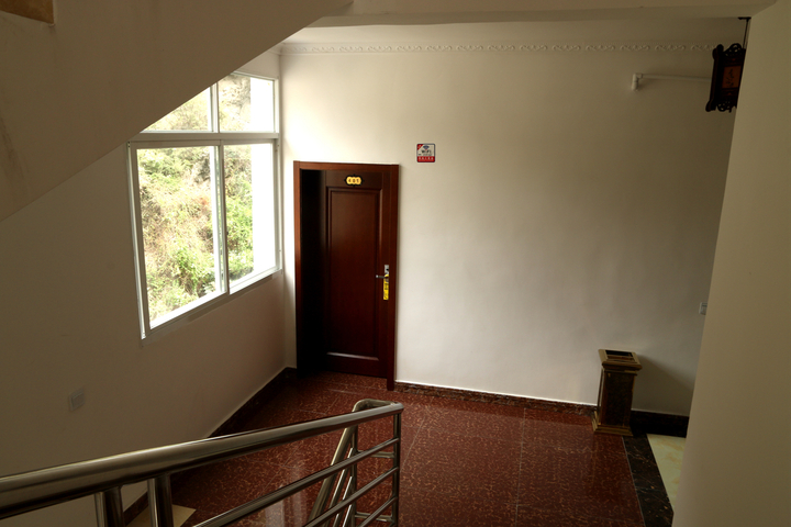Hotel Interior 22 of 32