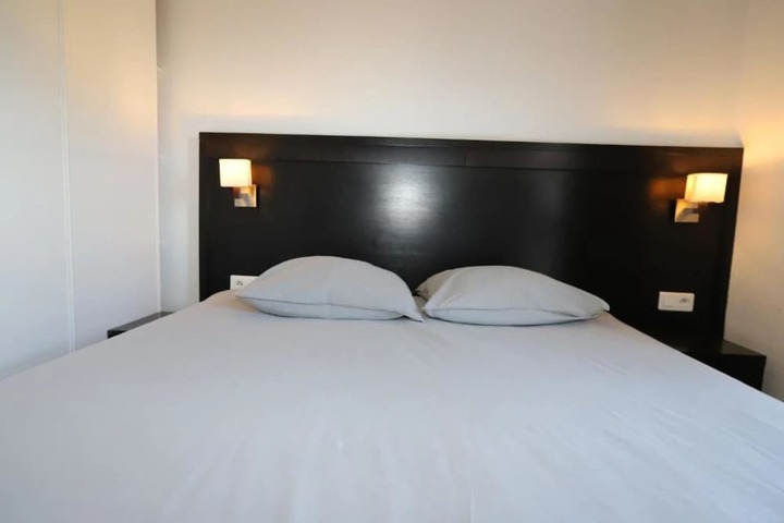 Room 10 of 53