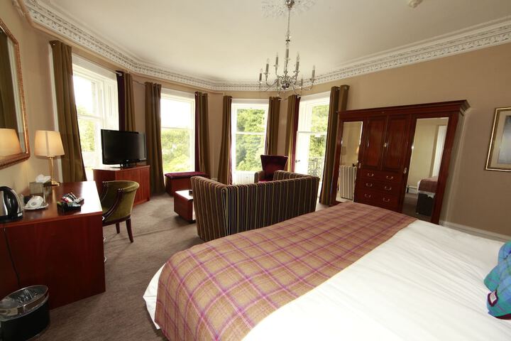 Room 37 of 51