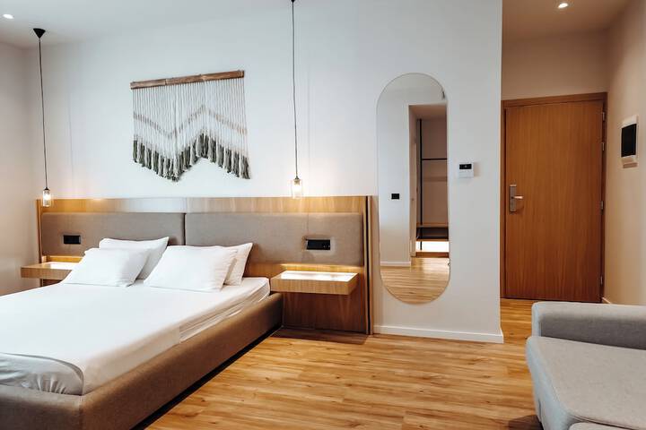 Room 17 of 126