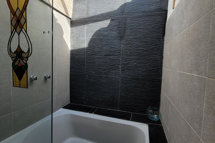 Room 15 of 26