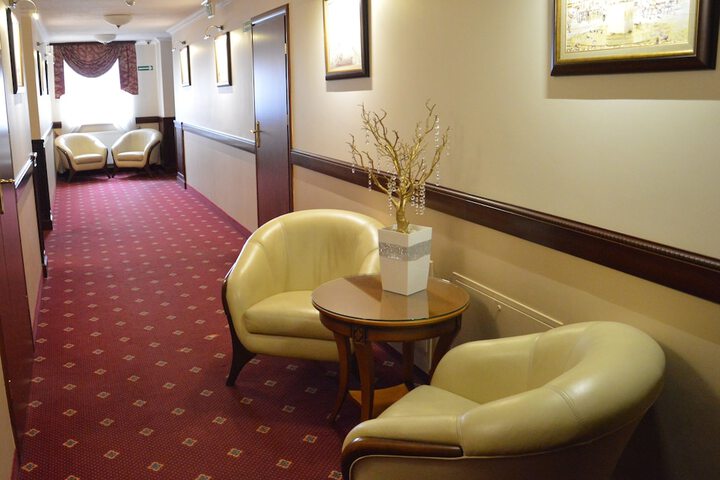Ballroom/Hall 58 of 68