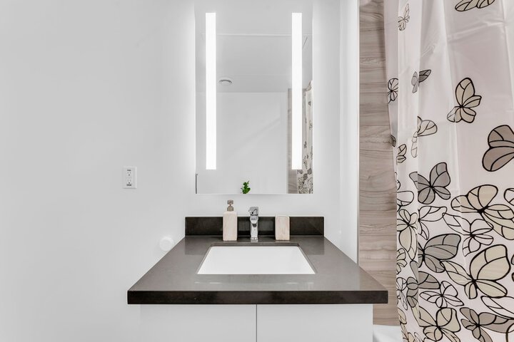 Room 49 of 52