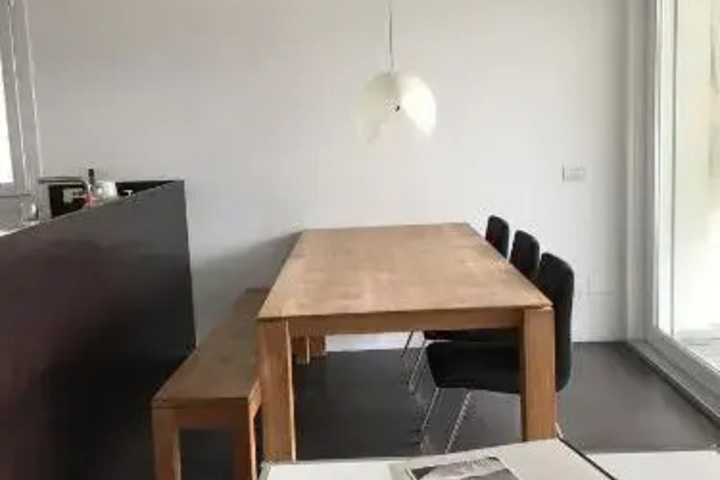 Room 3 of 9