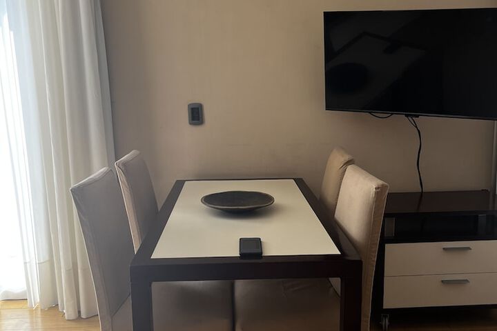 Room 21 of 36