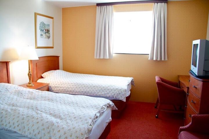 Room 12 of 78