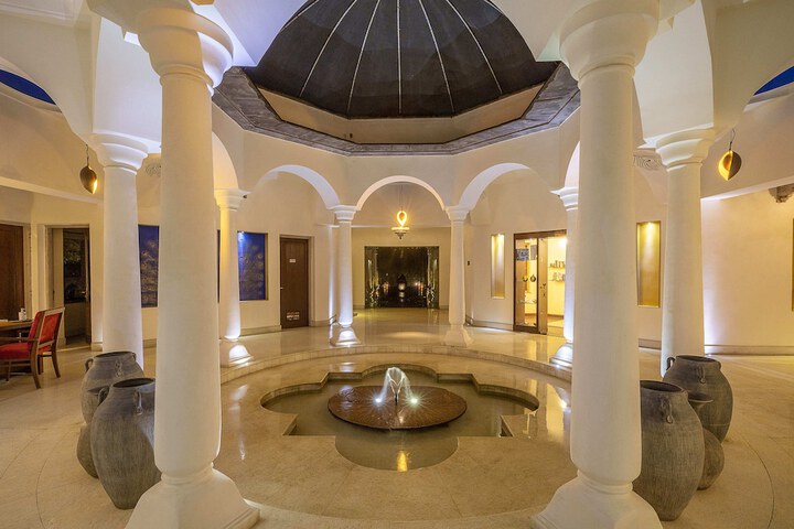 Hotel Interior 8 of 196