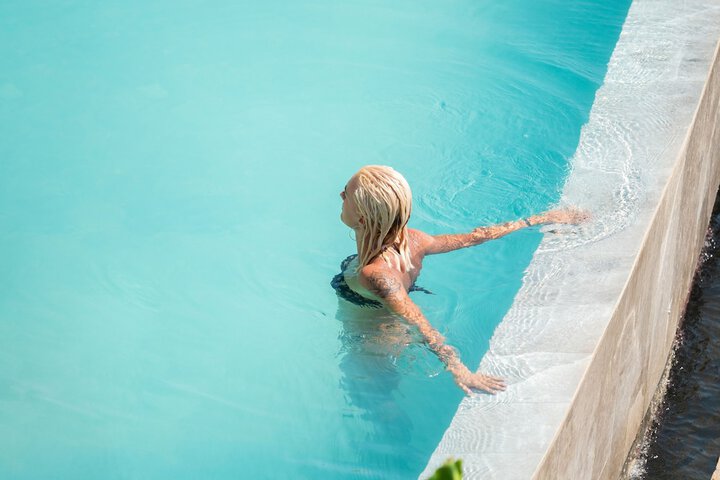 Pool 84 of 108