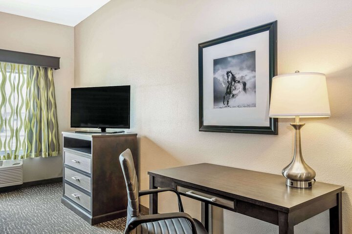 Room 14 of 31