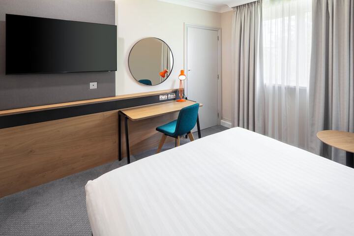 Room 13 of 60