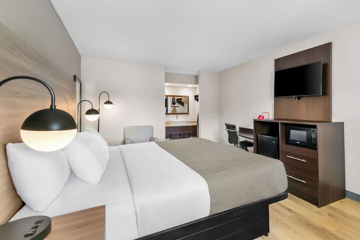 Room 13 of 62