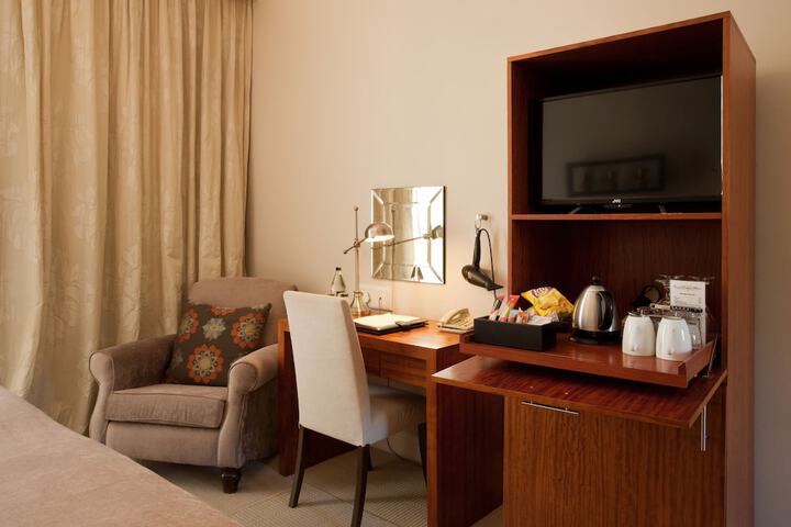 Room 43 of 132