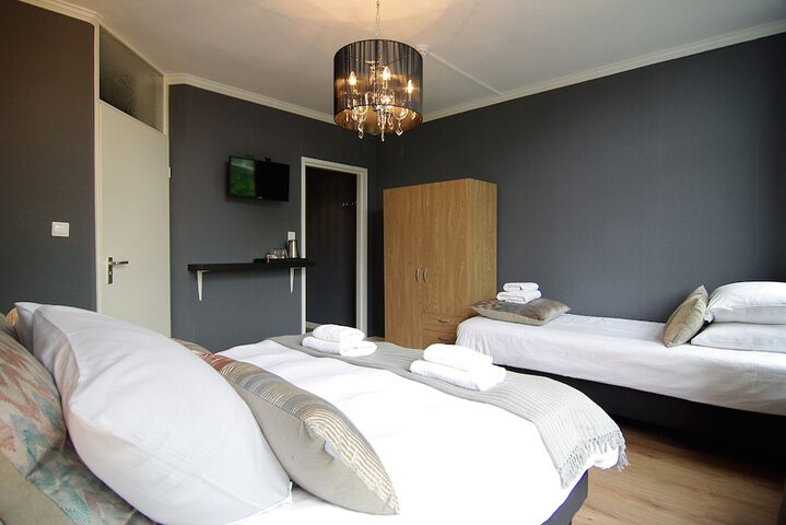Room 22 of 36