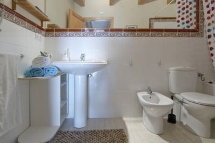 Room 4 of 22
