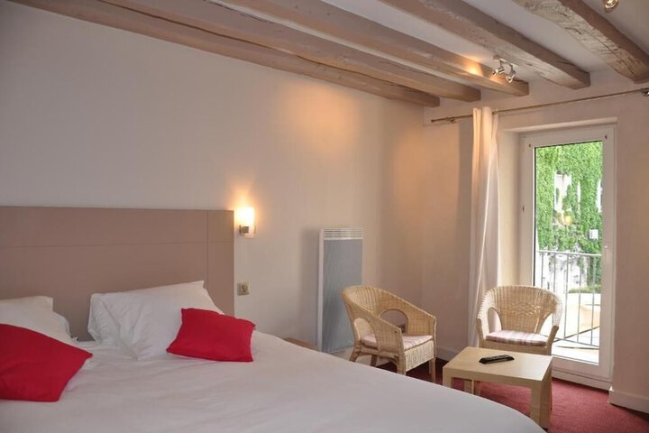 Room 5 of 56