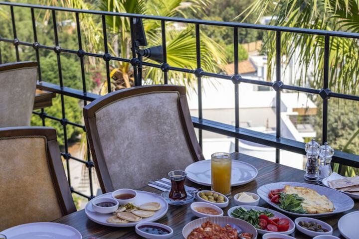 Breakfast/Coffee Service 60 of 86