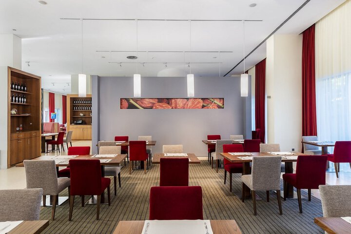 Dining 50 of 109