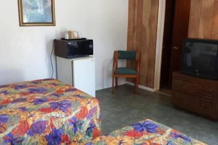 Room 4 of 23