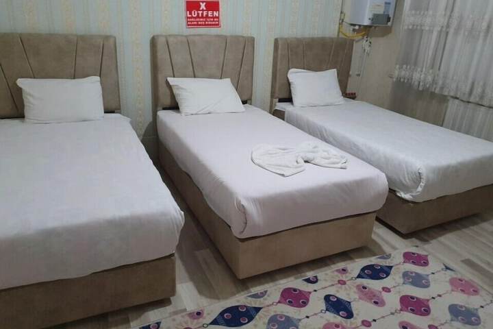 Room 9 of 23
