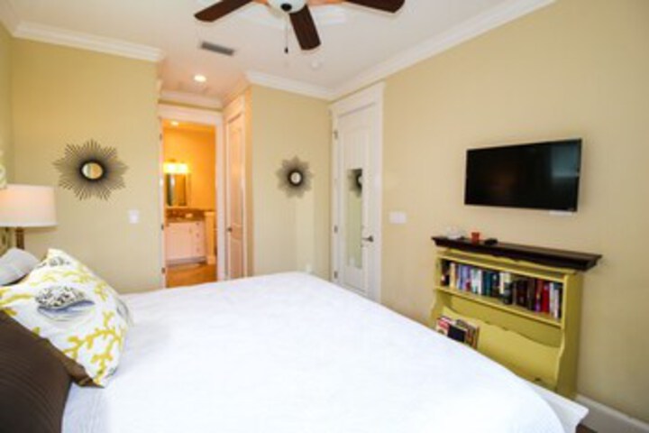Room 19 of 25