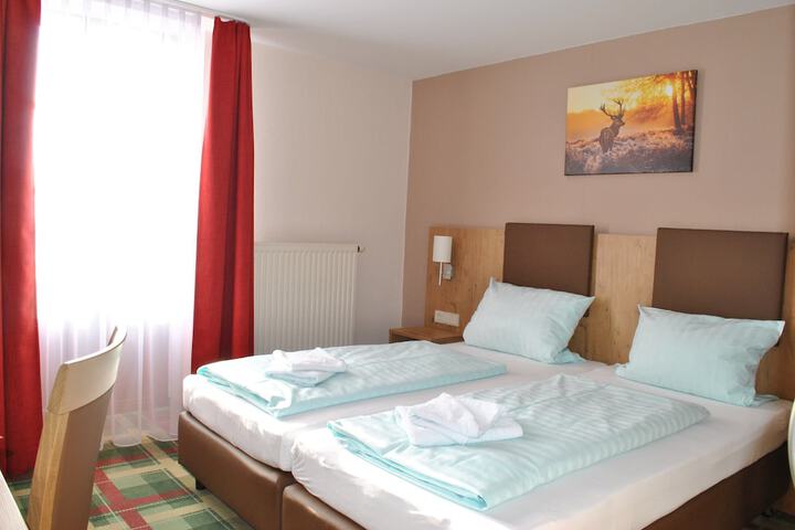 Room 8 of 52