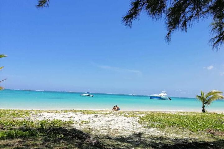 Beach 36 of 45