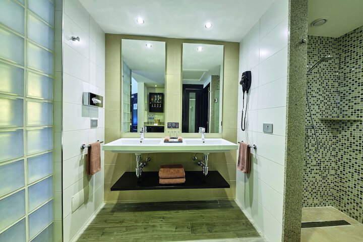 Bath Interior