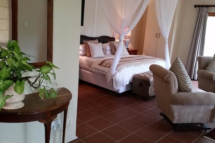 Room 17 of 24