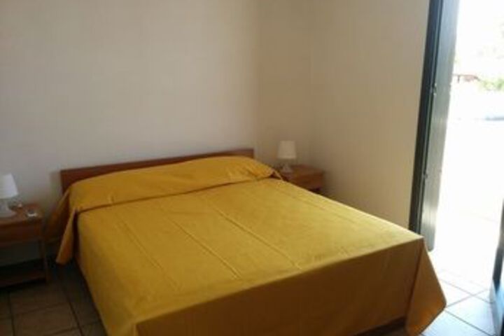 Room 6 of 29